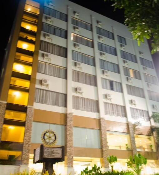 هتل Tavern Surigao