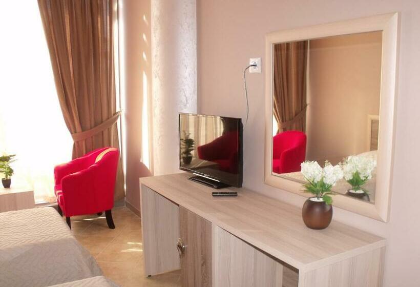 בית מלון כפרי Terminal Tirana