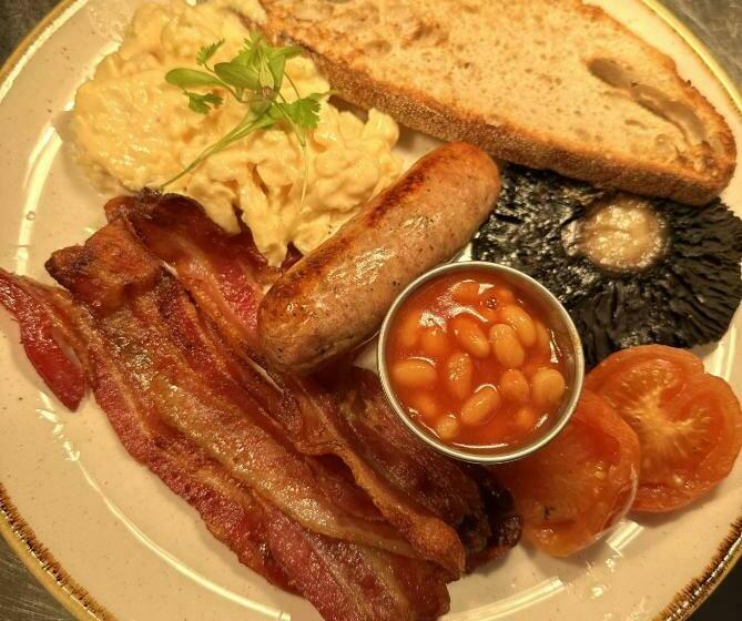 فندق The Royal Lion