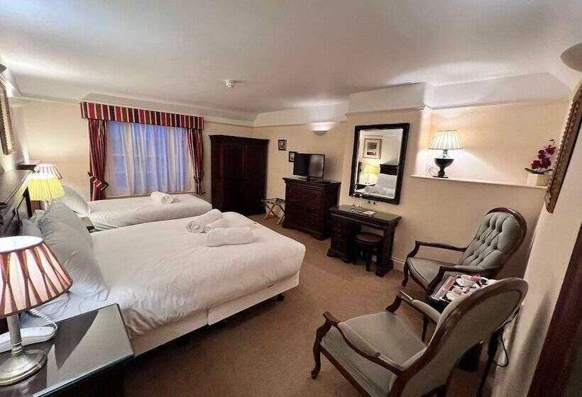 فندق The Royal Lion