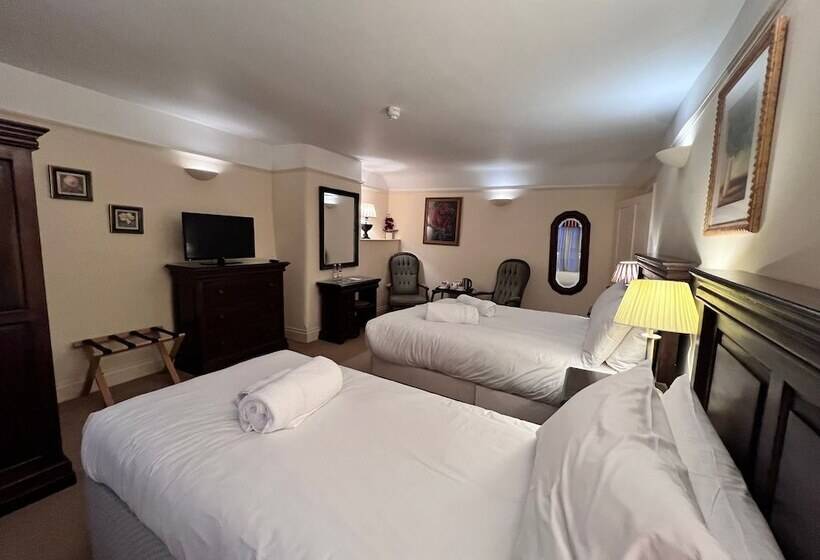 فندق The Royal Lion