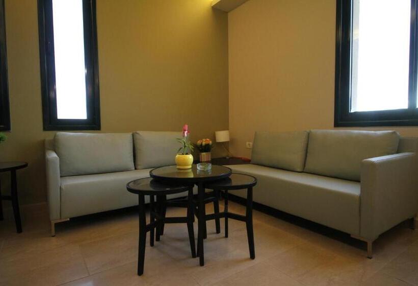 Jericho Resort Village