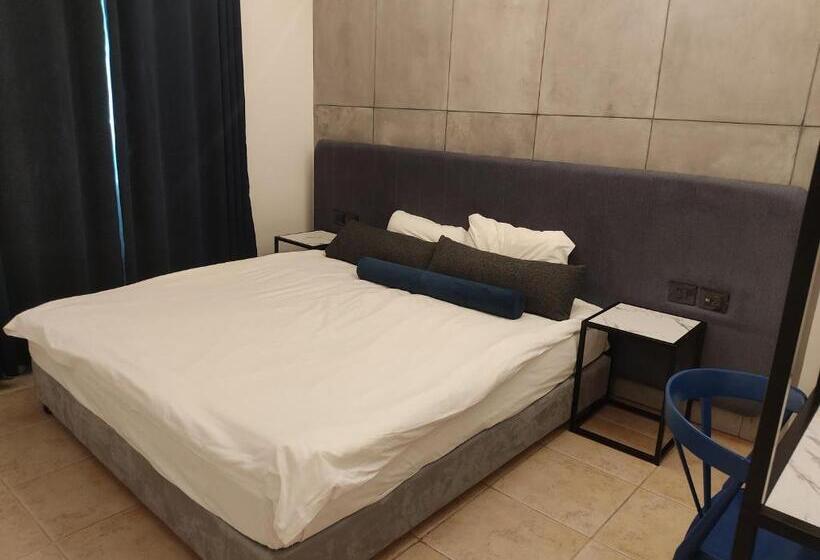 Jericho Resort Village