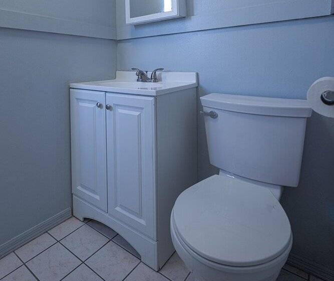 モーテル Oyo  Portland Or Near Airport