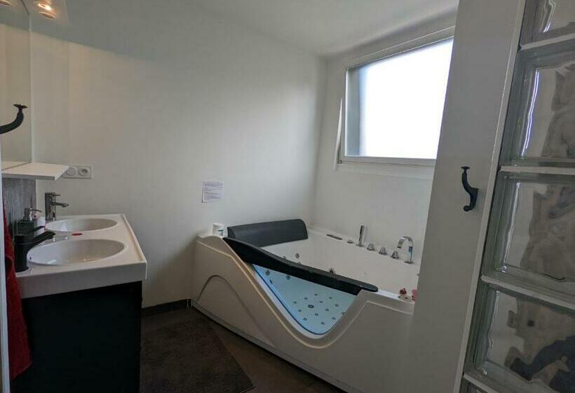 膳宿费 Chemin Des Vignerons