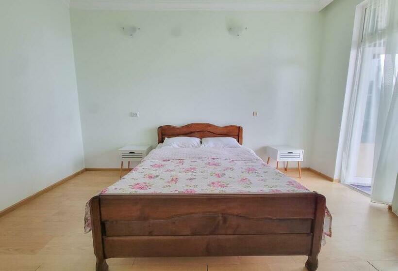 پانسیون Guest House Kvariati