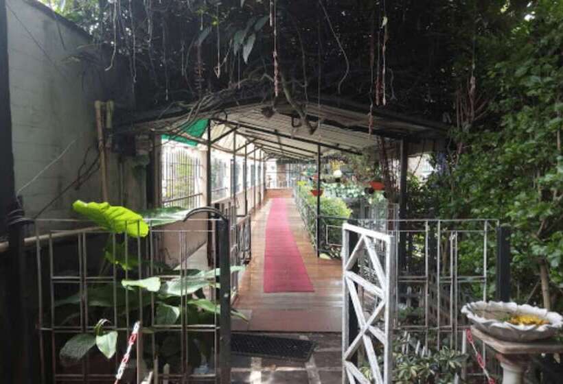 פנסיון Highwinds