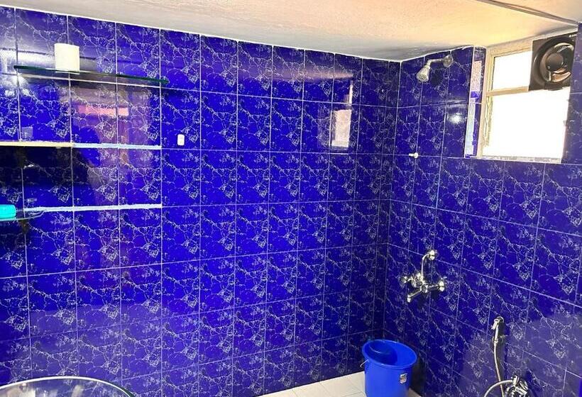 פנסיון James Guesthouse