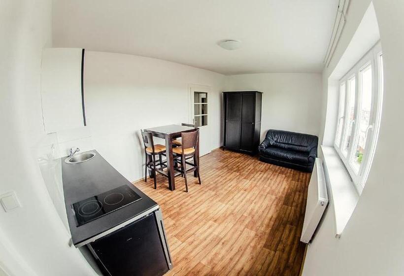 ペンション Penzion Karolinka