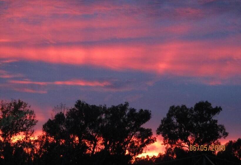 פנסיון The Bungalow At Nunyara
