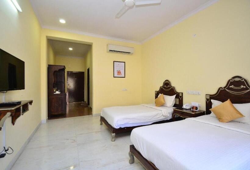 Aaram Baagh   A Luxury Nature Resort