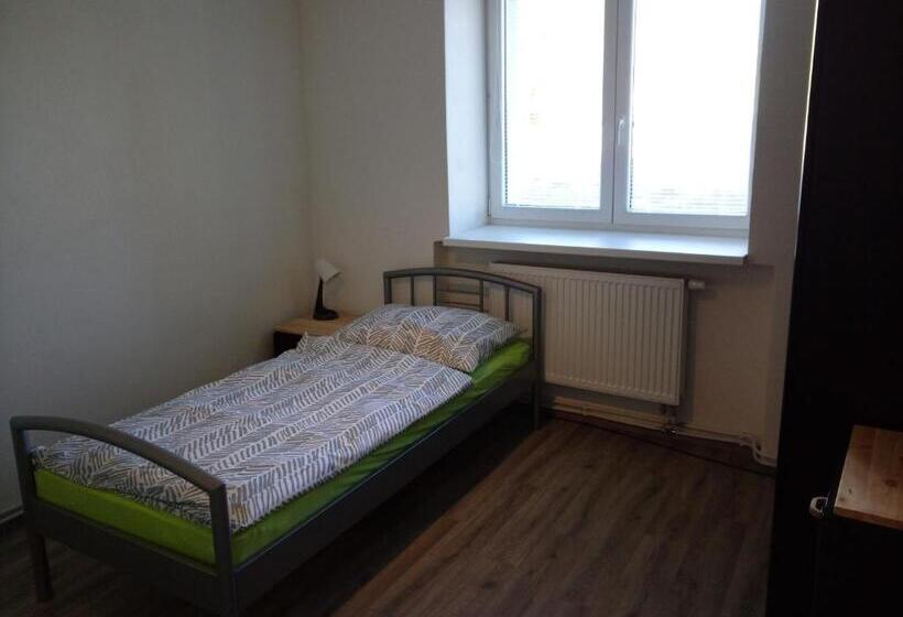 Общежитие Penzion Ostrov U Stribra 13