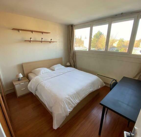 تختخواب و صبحانه Chambre Calme    Proche Paris Et Tgv