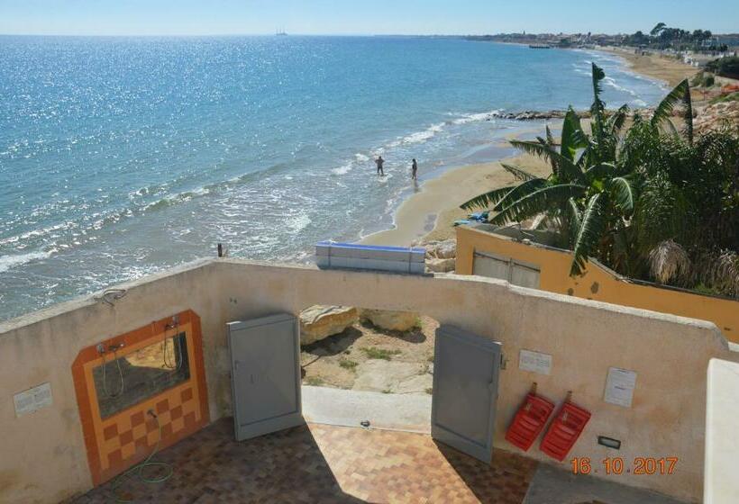 تختخواب و صبحانه Mare E Sole Villa Urso