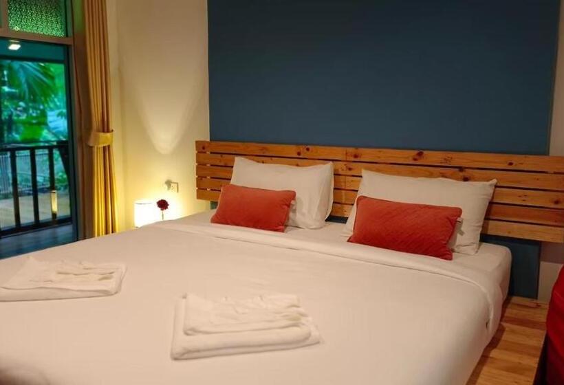 ベッドアンドブレックファースト Nua Tone Resort Bang Tao & Cafe