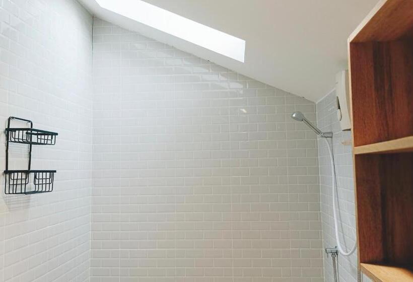 ベッドアンドブレックファースト Nua Tone Resort Bang Tao & Cafe