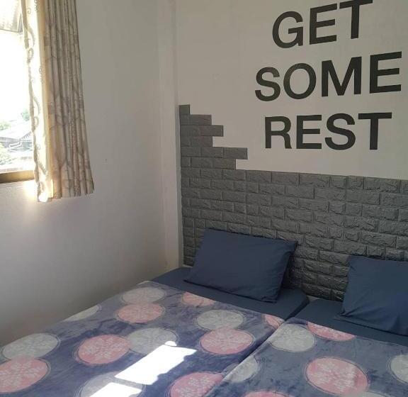 ベッドアンドブレックファースト Take A Rest At Nakhon Phanom