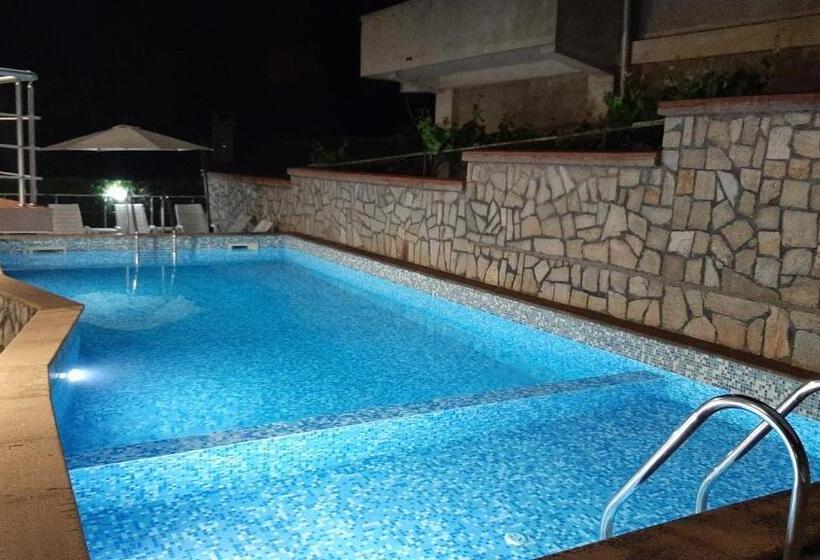 Family Hotel Favourite