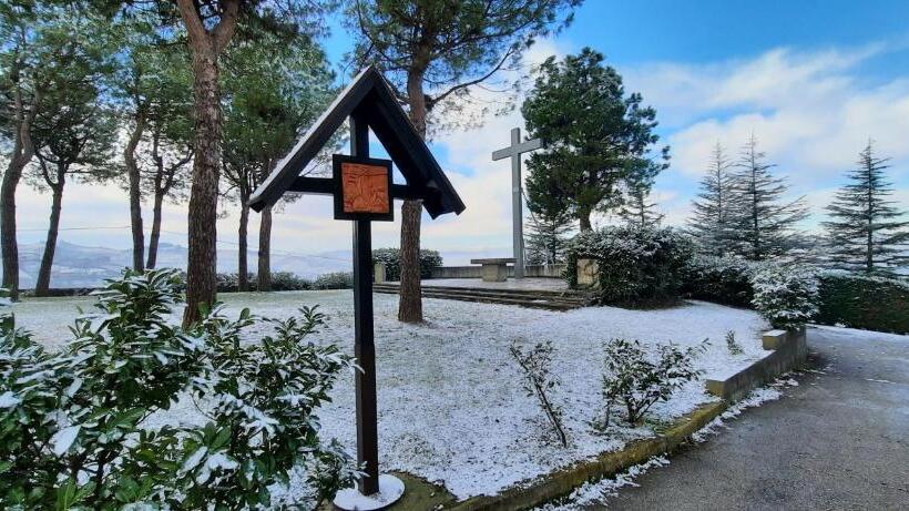 فندق Casa Diocesana Di Altavilla