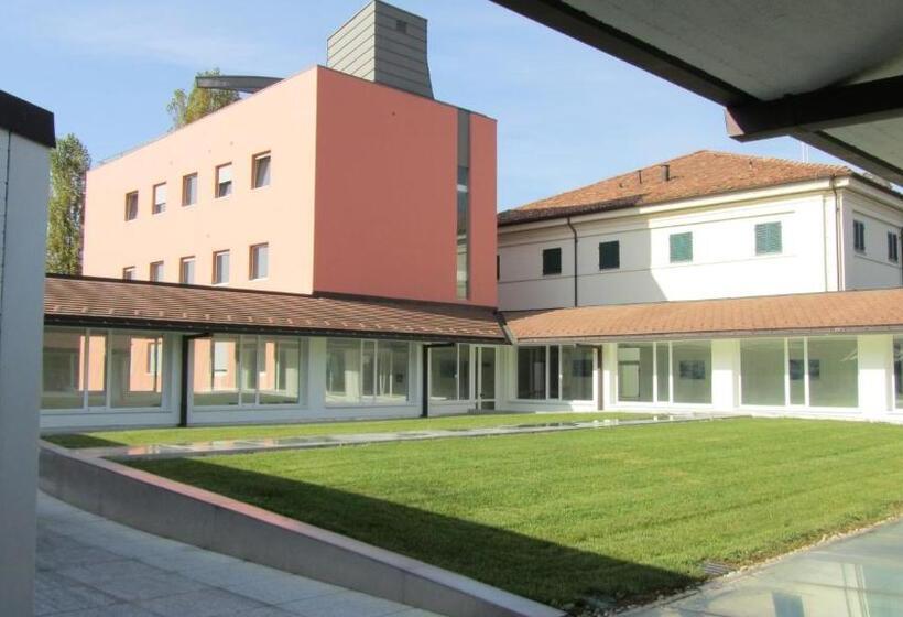 فندق Casa Diocesana Di Altavilla