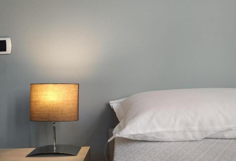 فندق Casa Diocesana Di Altavilla