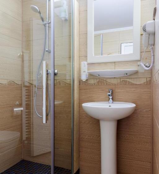 فندق Central   Baile Olanesti