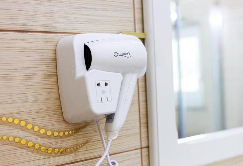 فندق Central   Baile Olanesti