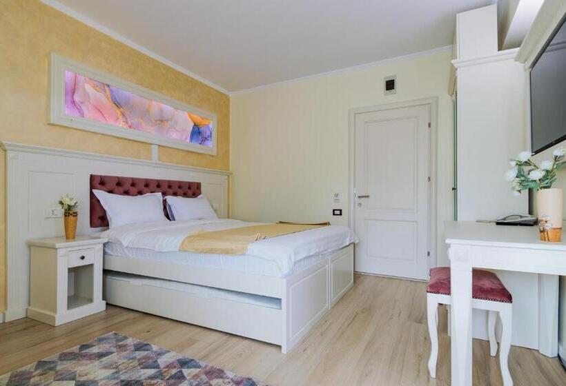 فندق Central   Baile Olanesti