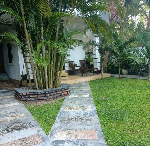 호텔 Crystal Palace