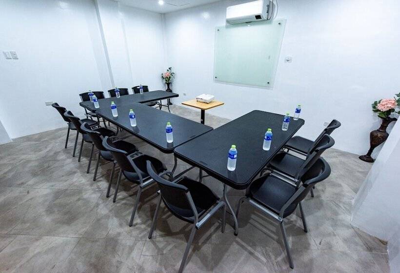 בית מלון כפרי Fb Dormitel Suites