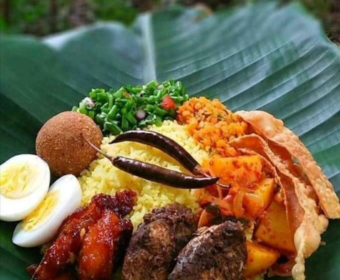 Отель Hasthi Lake Resort