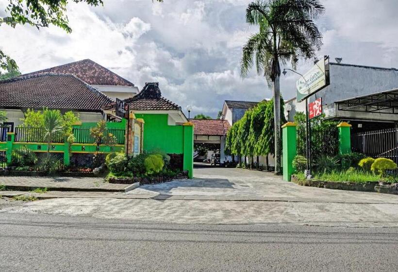 ホテル Oyo 90735 Palem Garden 2