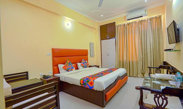 ホテル Paras Plaza