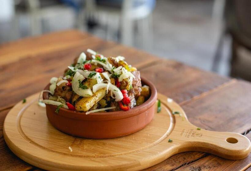 هتل Roshe Gudauri