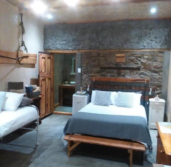 בית מלון כפרי Silwerkaroo Gastehuis