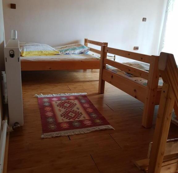 Пансион Casa Veves