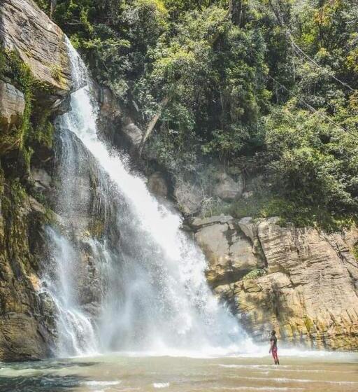 بنسيون Dinimuthu Rest Inn