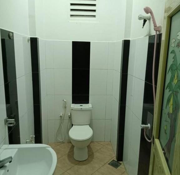 بنسيون Dinimuthu Rest Inn