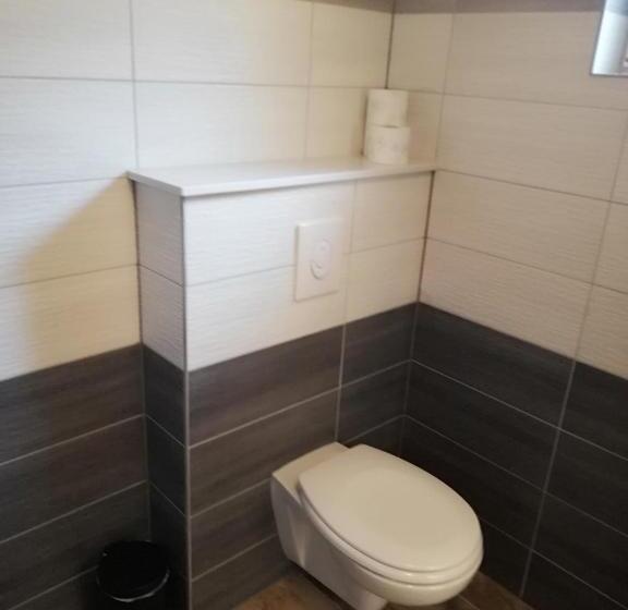 פנסיון Haus Alexis