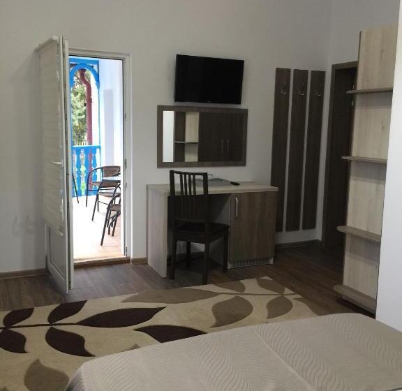 פנסיון Vila Cristina