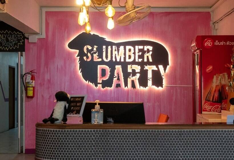 Slumber Party Hostel Krabi Beach