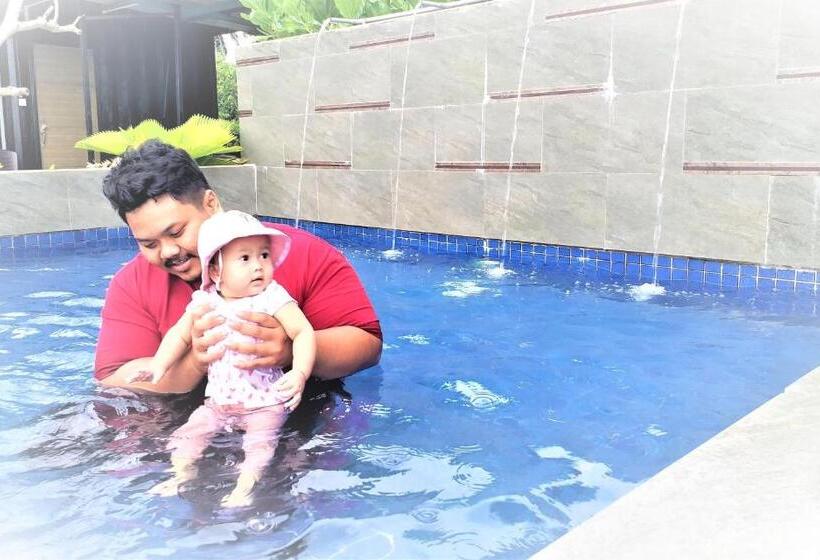 فندق صغير Hasina Resort@sedili