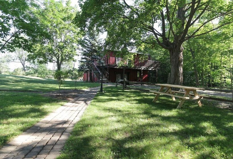 فندق صغير Jackson S Falls Country Inn