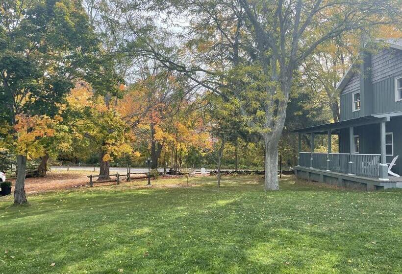 فندق صغير Jackson S Falls Country Inn