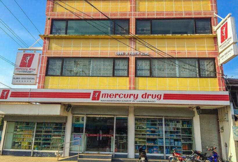 הוסטל Ocean Manor Inn