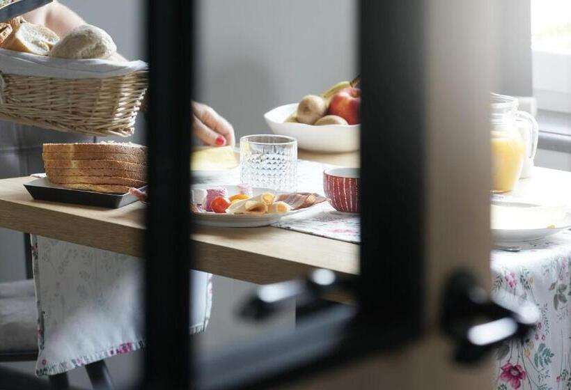 住宿加早餐 A Coque Line