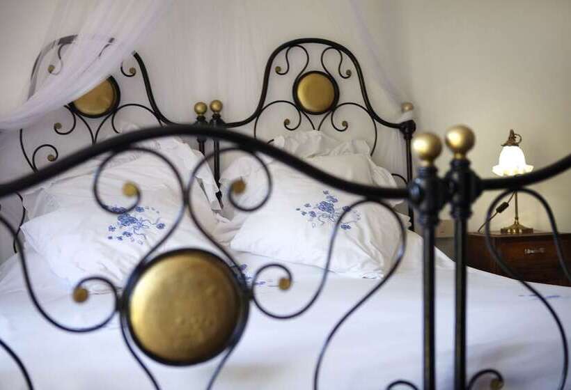 مبيت وإفطار Antico Borgo Sanda Lago Maggiore