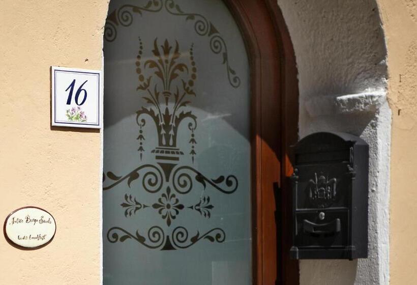 مبيت وإفطار Antico Borgo Sanda Lago Maggiore