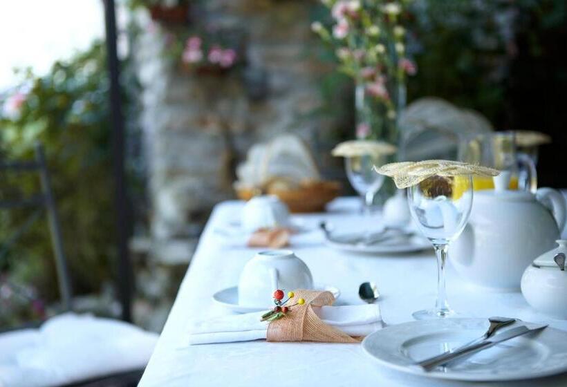 مبيت وإفطار Antico Borgo Sanda Lago Maggiore