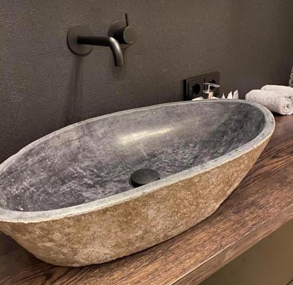 تختخواب و صبحانه Atalantaroermond  De Archivaris